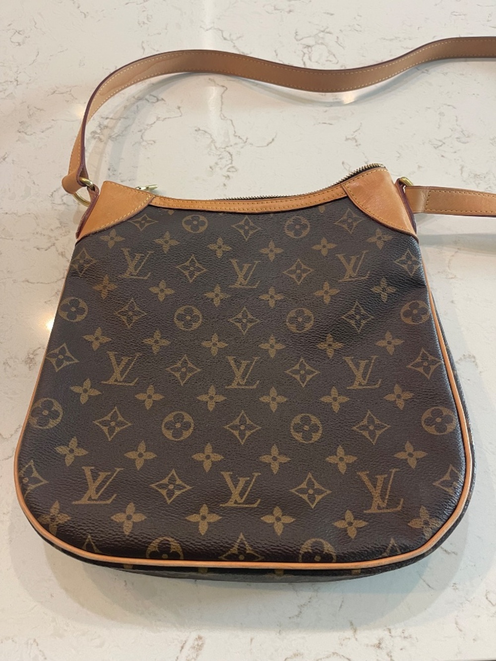 Louis Vuitton crossbody - Picture 6 of 7